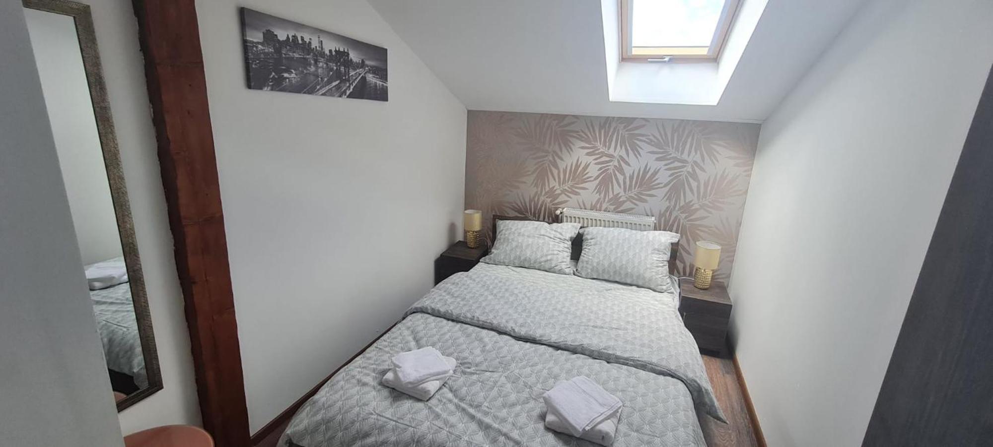 Cosy 2 Bedroom Apartment In New Town ブラショフ エクステリア 写真