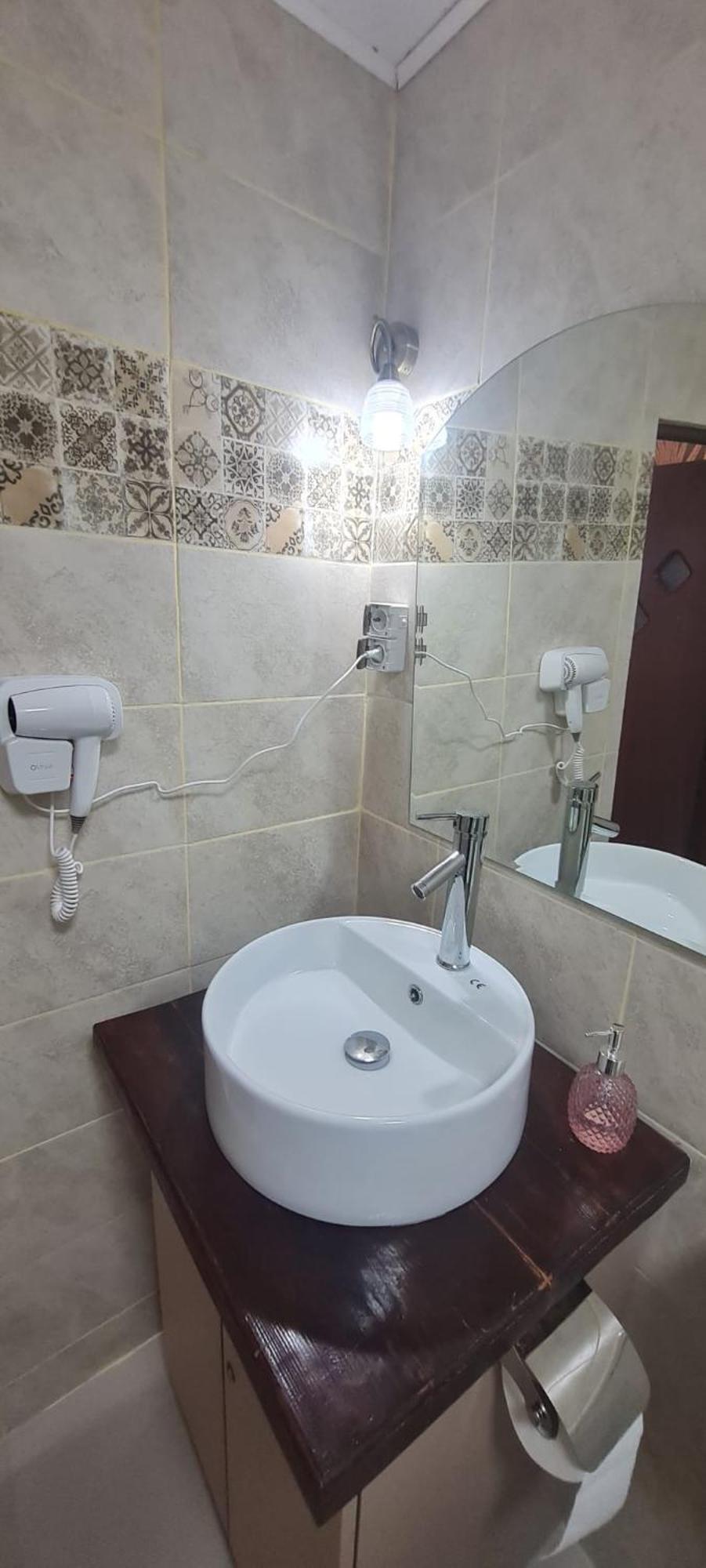 Cosy 2 Bedroom Apartment In New Town ブラショフ エクステリア 写真
