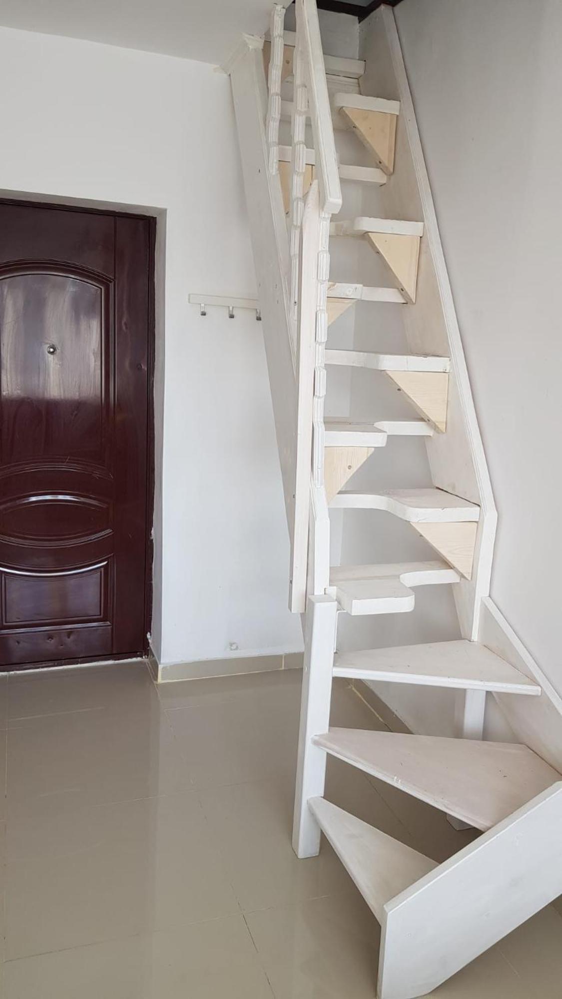 Cosy 2 Bedroom Apartment In New Town ブラショフ エクステリア 写真